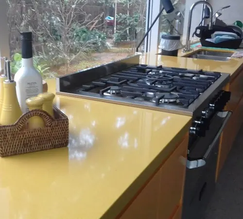 Cozinhas – obra 12 da Marmoraria Mundo das Pedras em Ubatuba