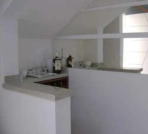 Cozinhas – obra 6 da Marmoraria Mundo das Pedras em Ubatuba