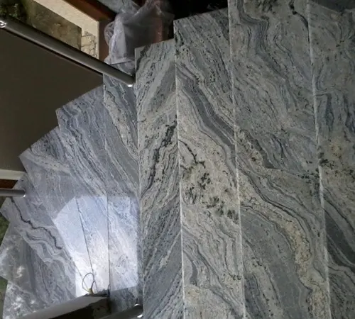 Escadas – projeto da Marmoraria Mundo das Pedras em Ubatuba