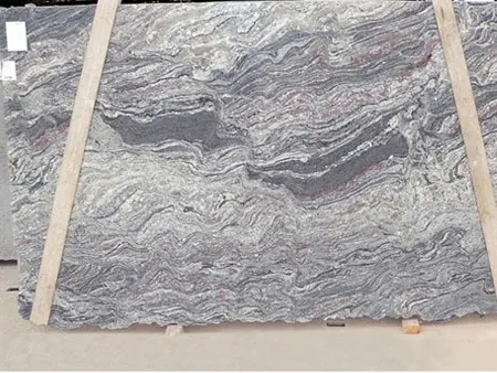 Chapa de Granito Branco Piracema