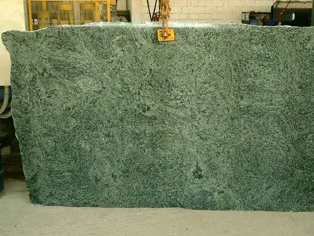 Chapa de Granito Verde Candeias